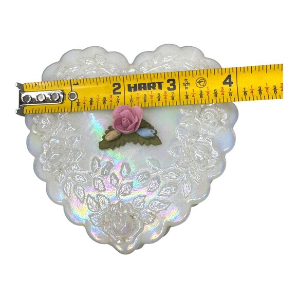 Fenton Pearly Sentiments Opaline Iridescent Heart Shaped Glass Trinket Box 4" - Picture 9 of 10